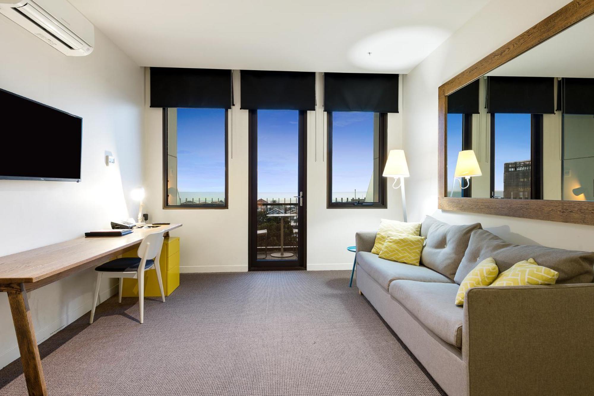 Quest Frankston On The Bay Aparthotel Exterior photo