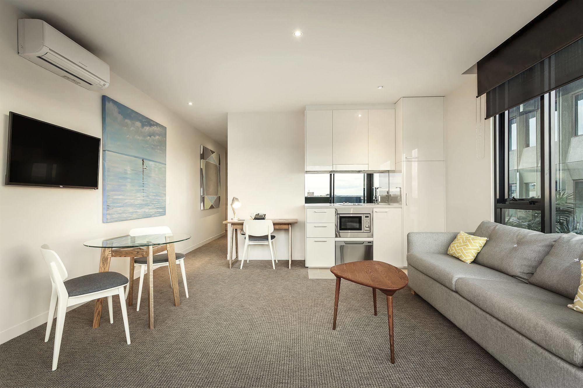 Quest Frankston On The Bay Aparthotel Exterior photo